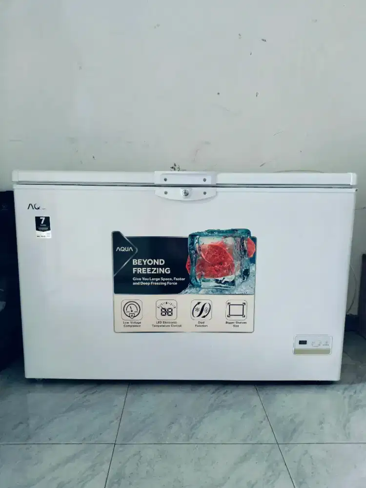 Freezer Box Aqua 330L Masih Garansi