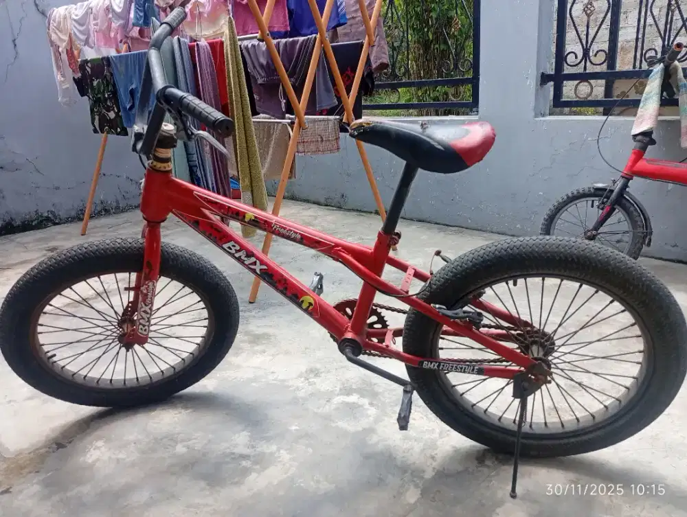 Sepeda BMX Anak