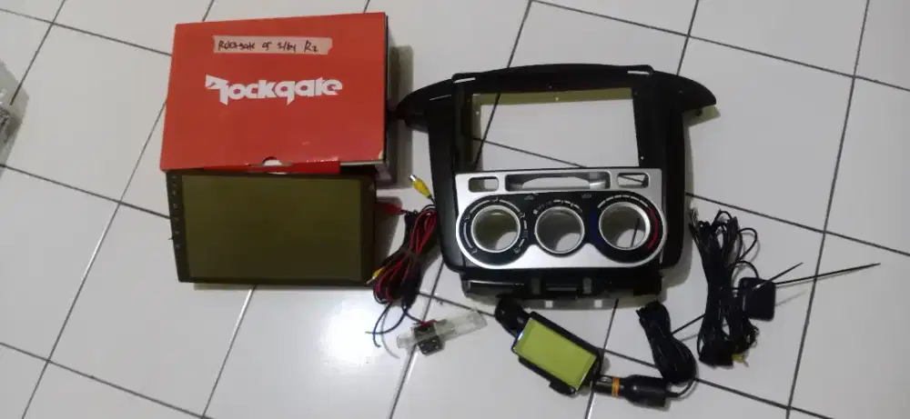 DIJUAL FRAME,HEAD UNIT ANDROID 9 RAM 2/64GB ROCKGATE,KAMERA DPN-BLKG