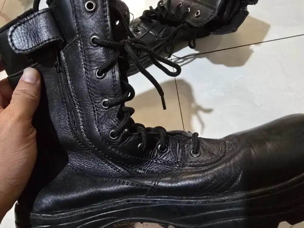 Sepati PDL TNI hitam.ukuran 44