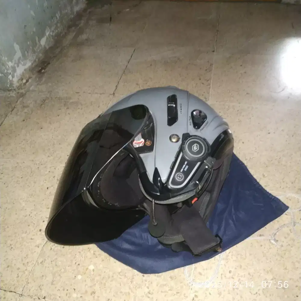 kyt solid dobel kaca plus iridum dan intercom