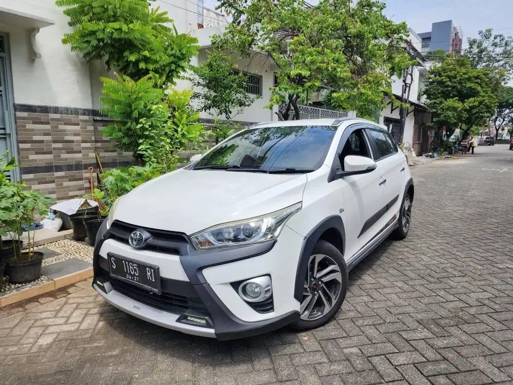 Toyota Yaris Heykers Sportivo 2017 Matic Putih Muluus