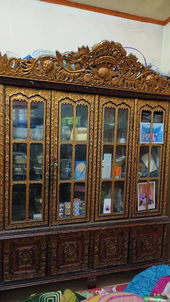 Barang Langkaa !! Lemari hias songket 4 pintu dan lemari jati