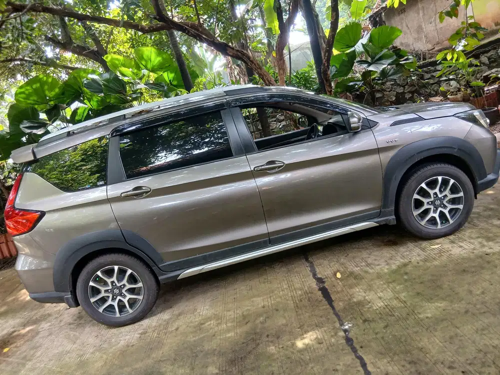 Suzuki XL7 2022 Bensin