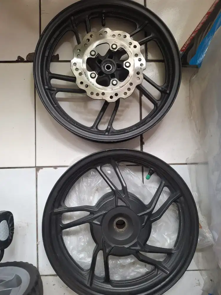 Dijual Velg Ori Honda Vario 150 LED New
