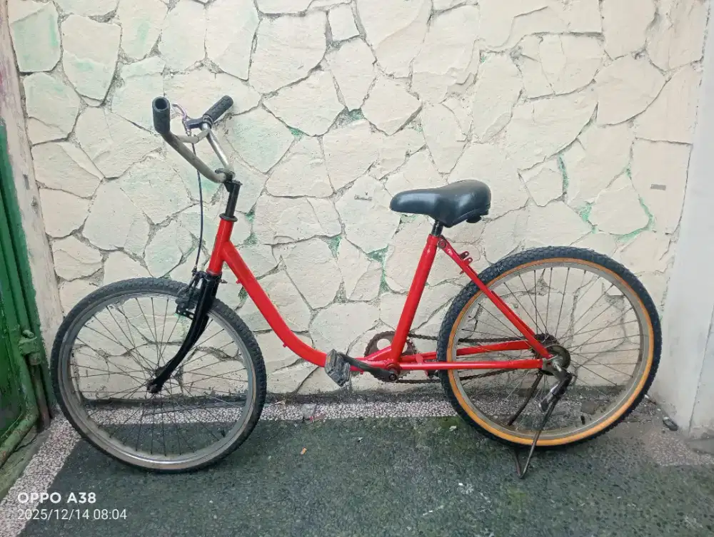 Jual butuh sepeda UK 24 kondisi normal siap gowes minus pemakaian