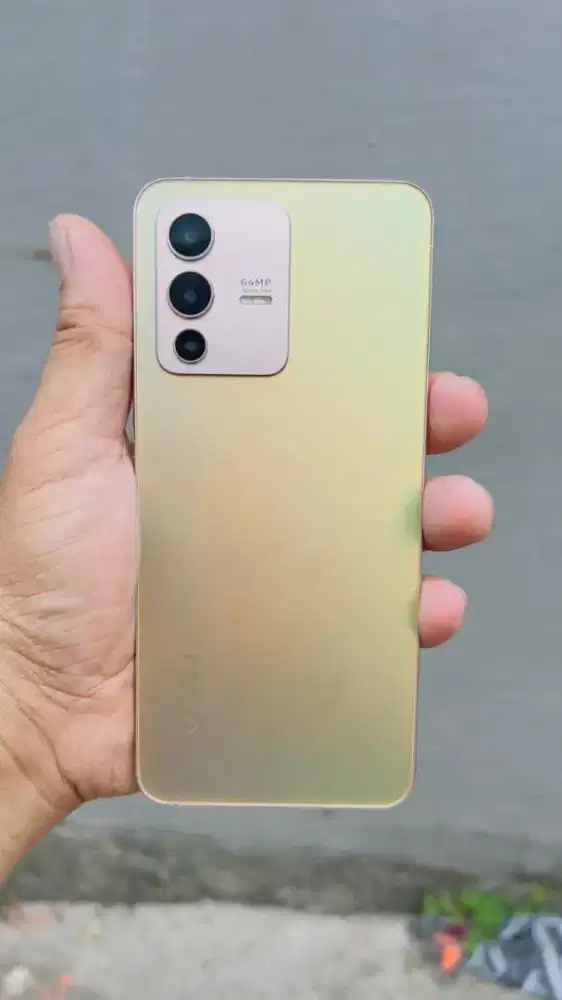 Vivo v23 5g ram 8/128