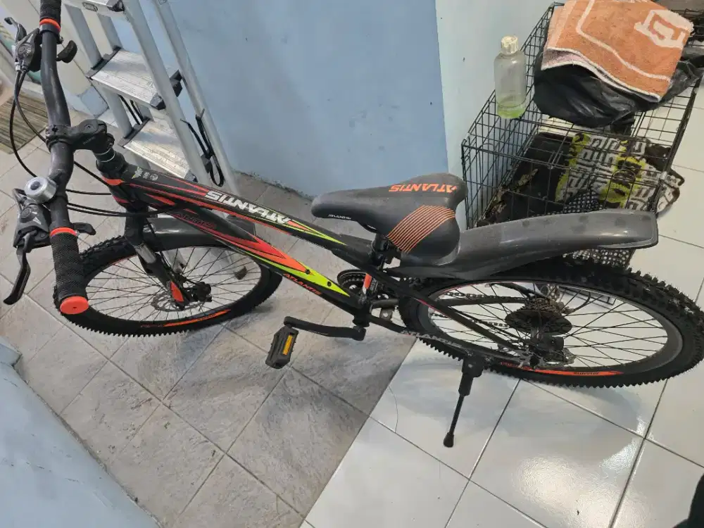 Sepeda gunung MTB Atlantis RS PRO AT730