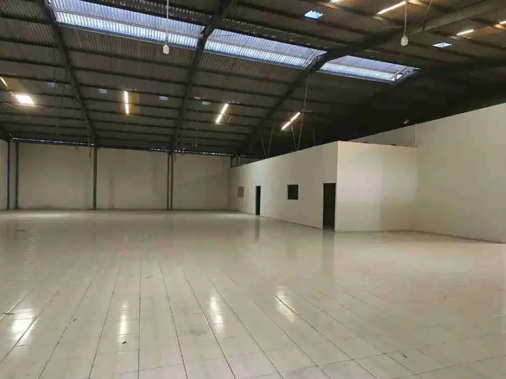 Disewakan Gudang Terawat Nol Raya Tandes Surabaya