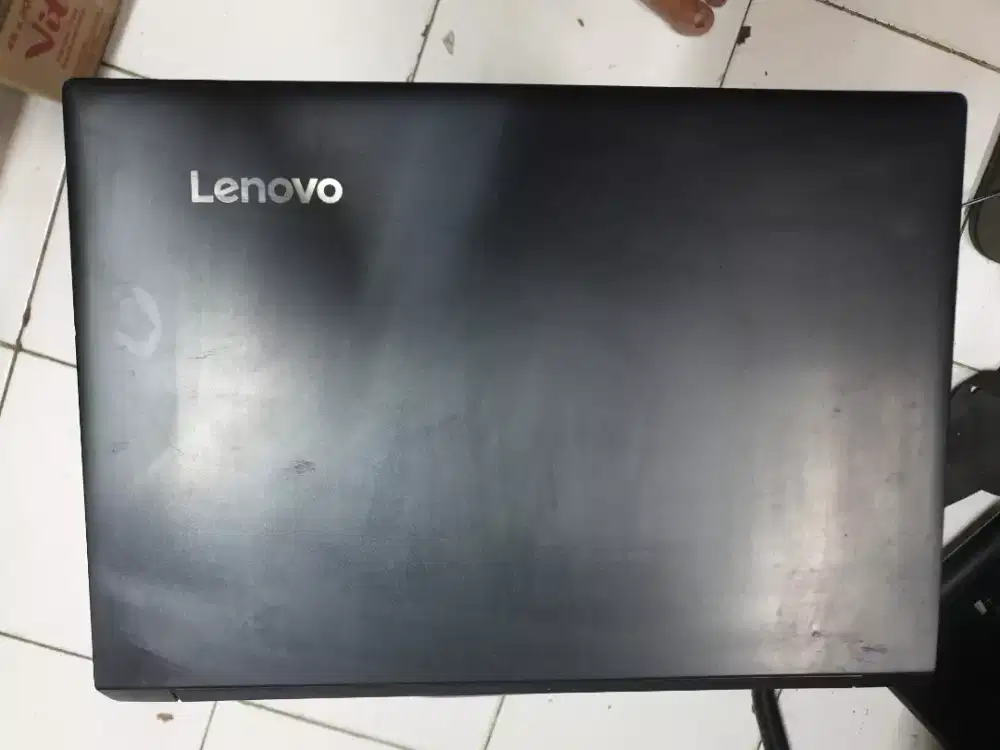Lenovo V310 Core i3 6100U ram 8gb ddr4 ssd 256gb dual vga radeon 2gb