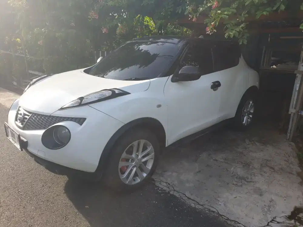 Juke RX Red Edition Autometik 2013 terawat full variasi