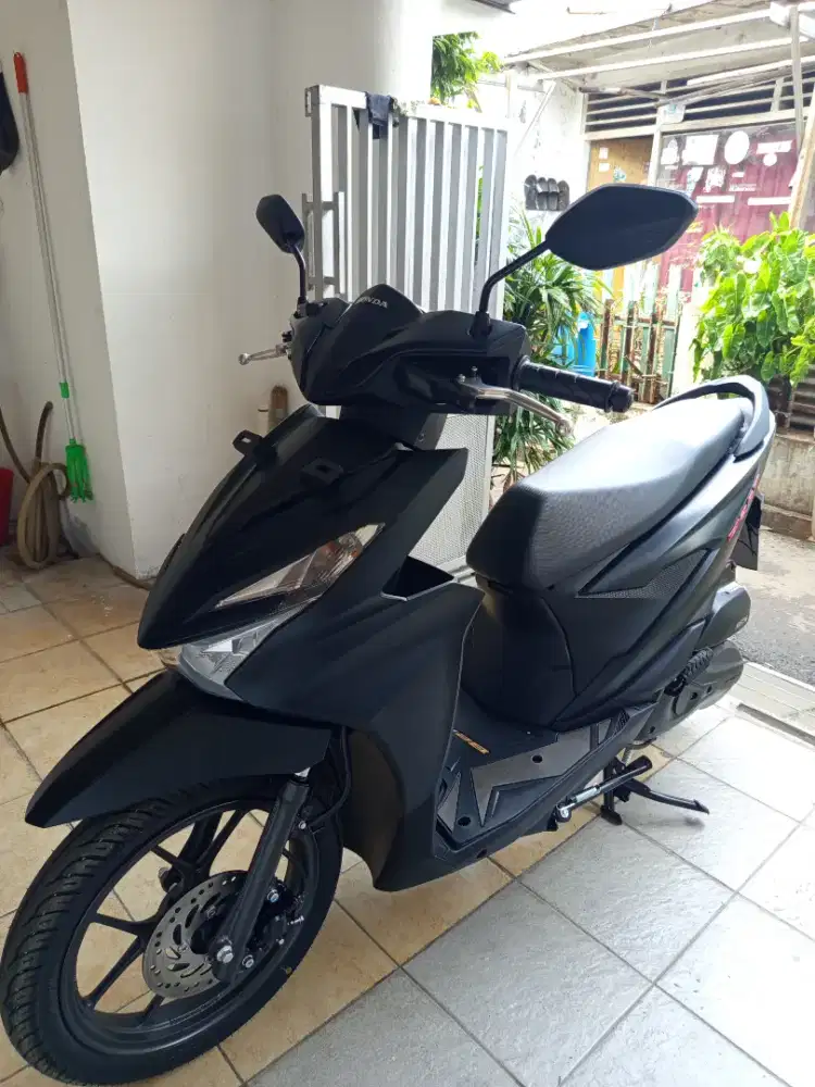 Honda Beat Deluxe Keyless Bulan November 2025