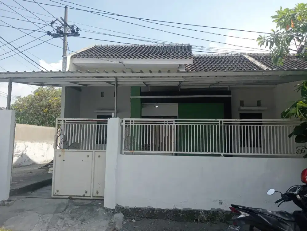 Dijual Rumah siap huni 2 kamar tidur daerah menganti Gresik