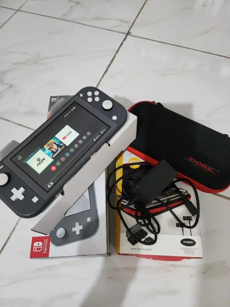 Jual Nintendo Switch Lite Like New