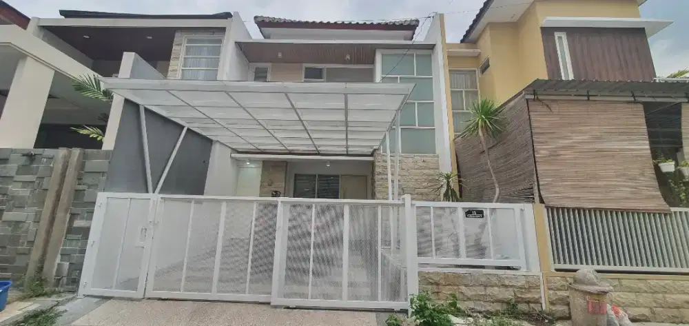 Disewakan atau dijual Rumah 2 lantai di Budaya Cipta Kediri