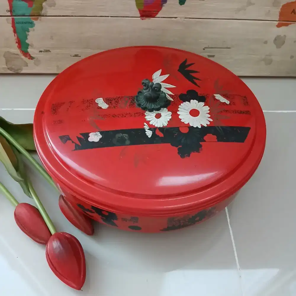 Wadah permen kue perhiasan kancing 4 sekat, preloved