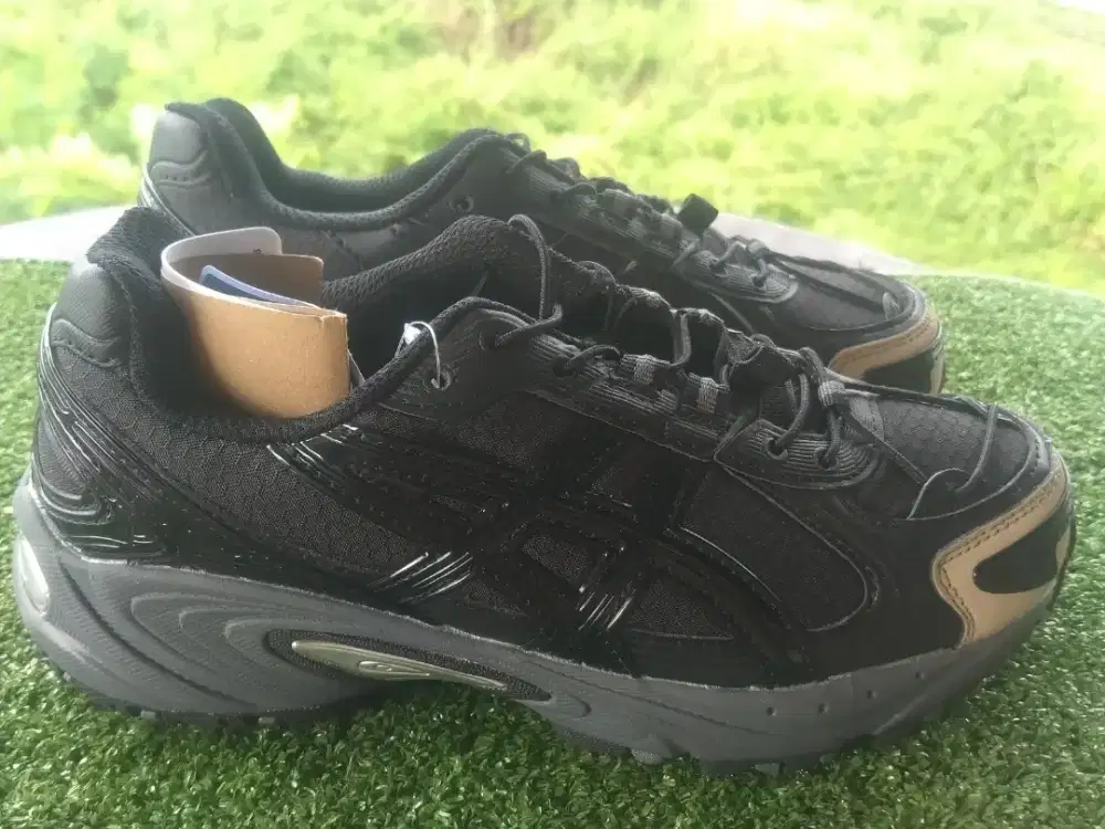 Asics Gel Kahana sz 37