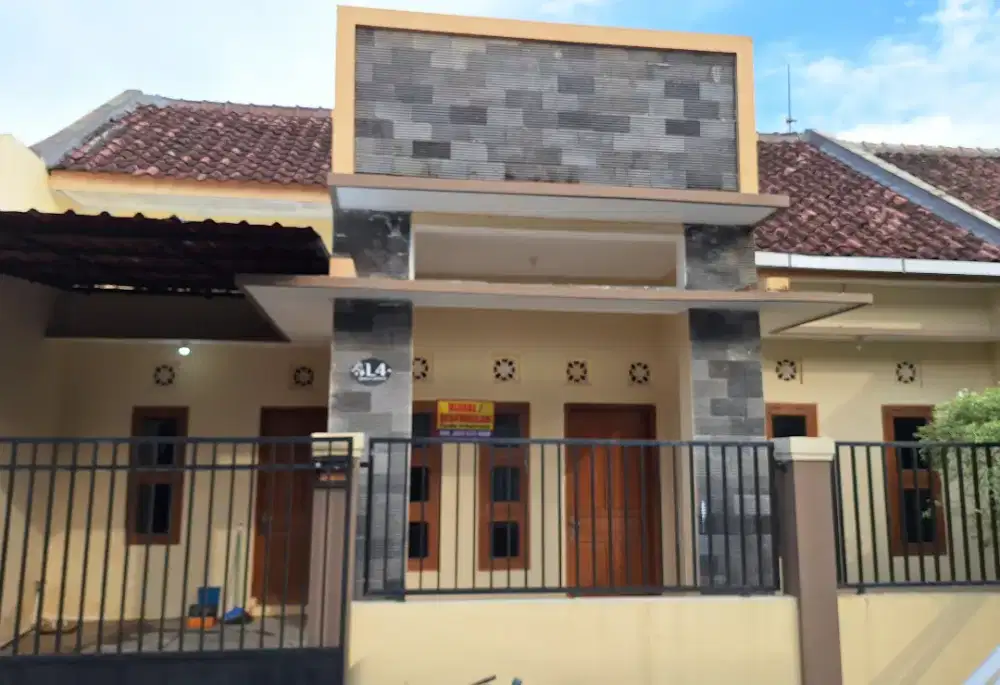 Rumah Gentan apik n terawat