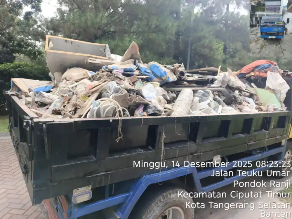 Jasa buang puing dan tanah