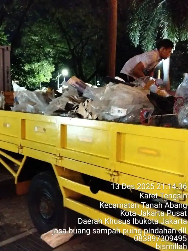 Jasa buang sampah proyek