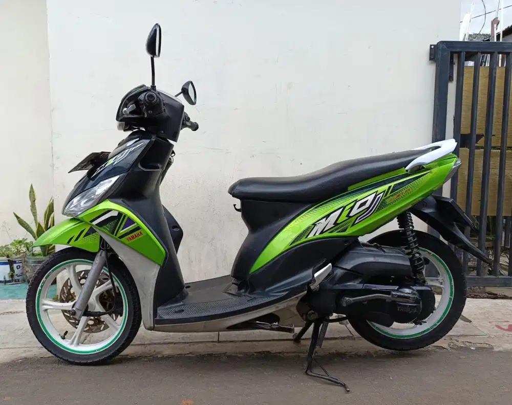 Yamaha mio j 2012 lengkap bagus