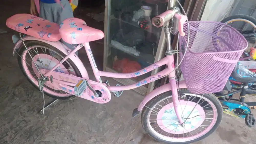 Sepeda Anak Perempuan 20 inc Pink Kuromi