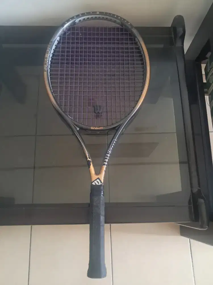 Raket tenis merk wilson & yonex