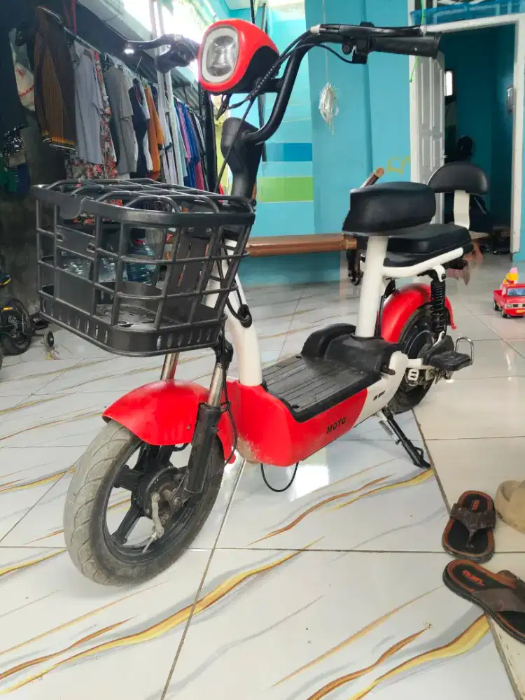Sepeda listrik wmoto
