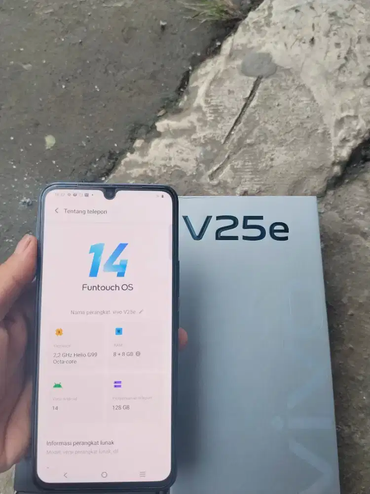 Vivo V25E Ram 8+8GB internal 128GB mulus