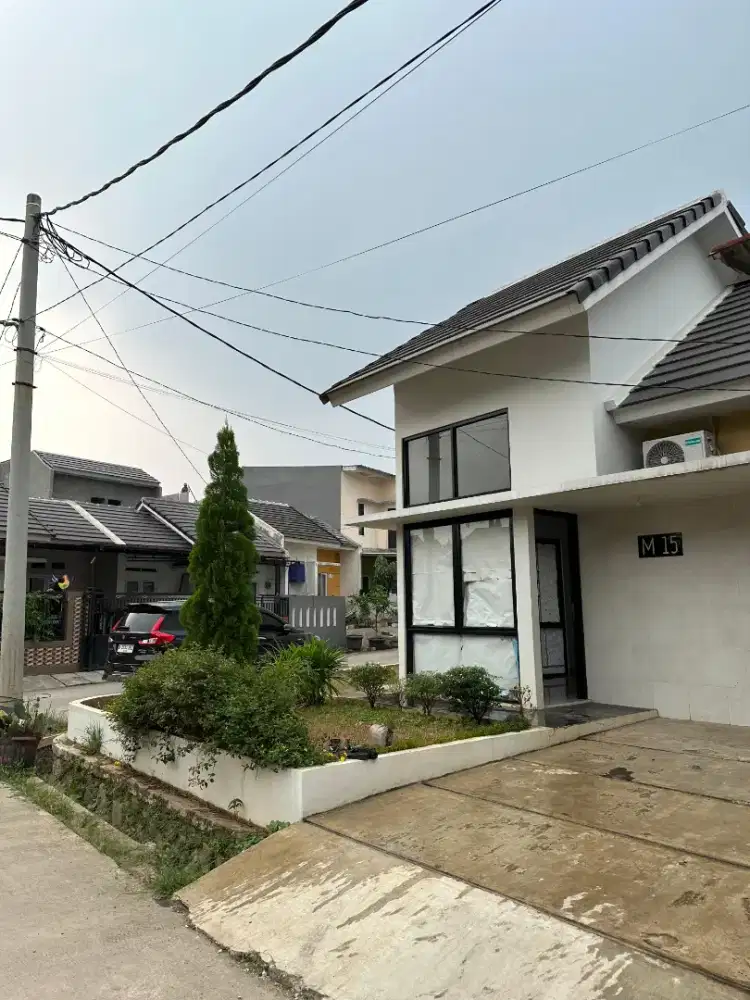 JUAL CEPAT RUMAH HOOK DI GRIYA PARAMA CILEUNGSI