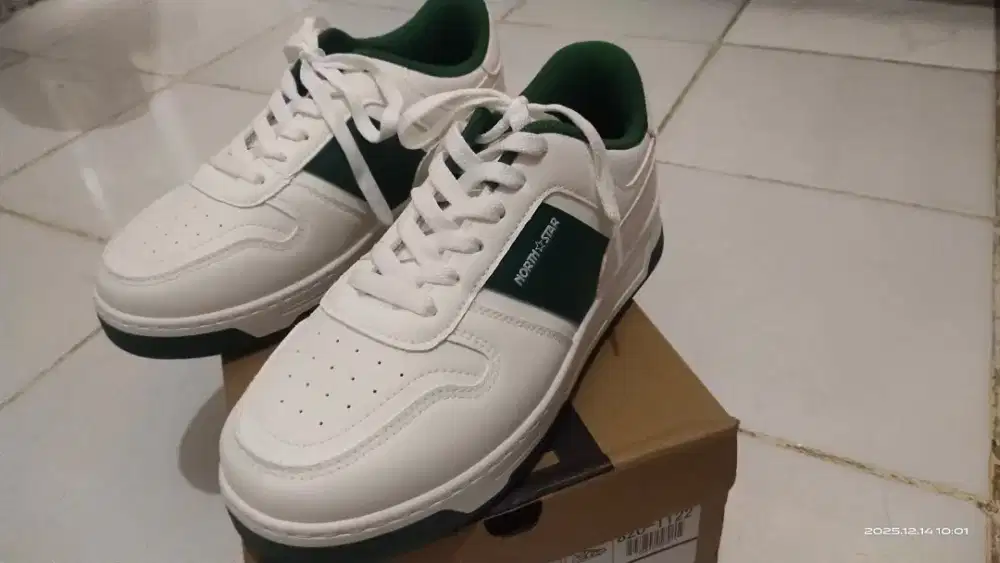 Sepatu northstar ori baru