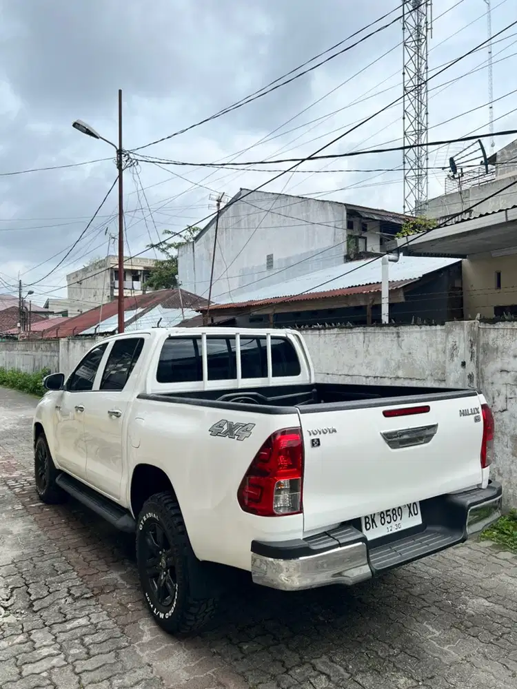 Toyota Hilux 2.4 G Manual 4x4 2021