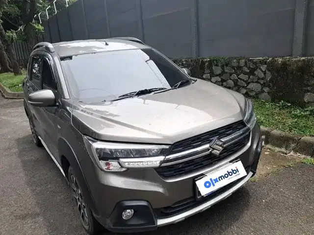 TERMURAH Suzuki XL7 1.5 Zeta Bensin-MT 2021 HFD B