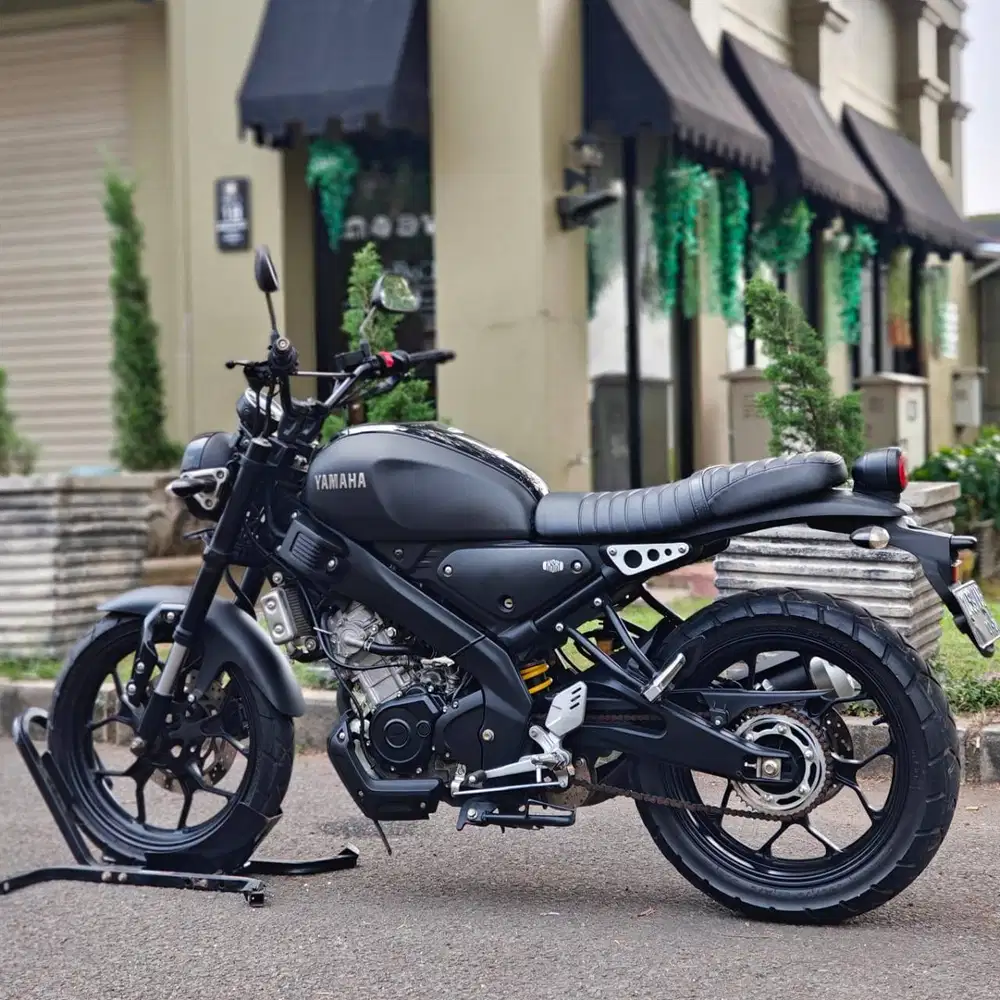 YAMAHA XSR 155 2021 BLACK KM 6K PAJAK PANJANG SIAP JALAN