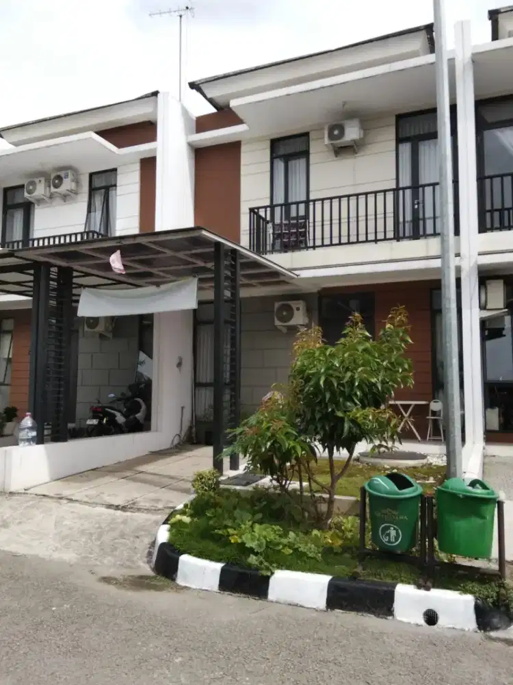 Dijual Rumah di tengah Mall