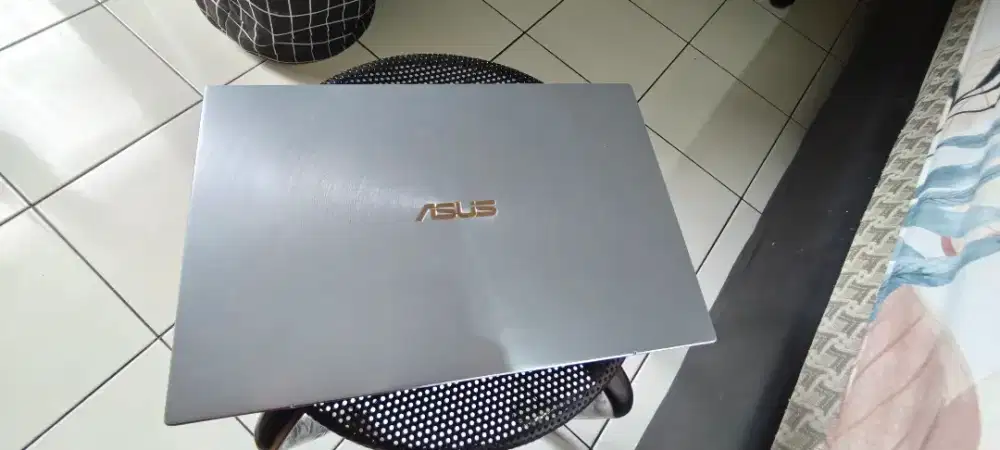 Jual Asus Zenbook UM431d