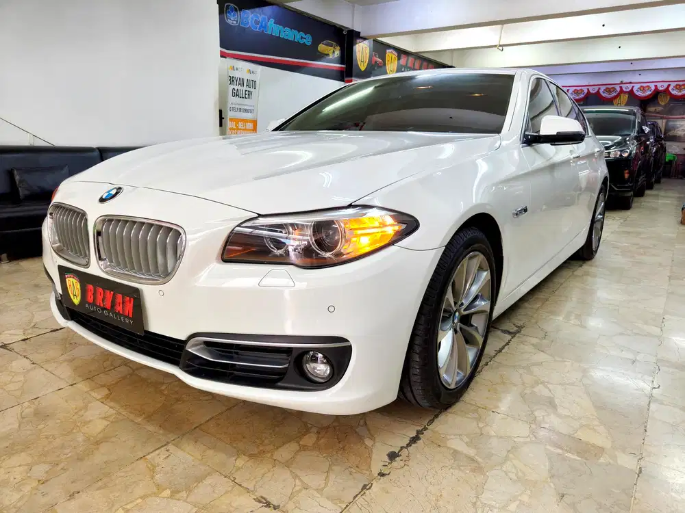 TDP30JT BMW F10 520i LUXURY MODERN LINE 2014 PUTIH