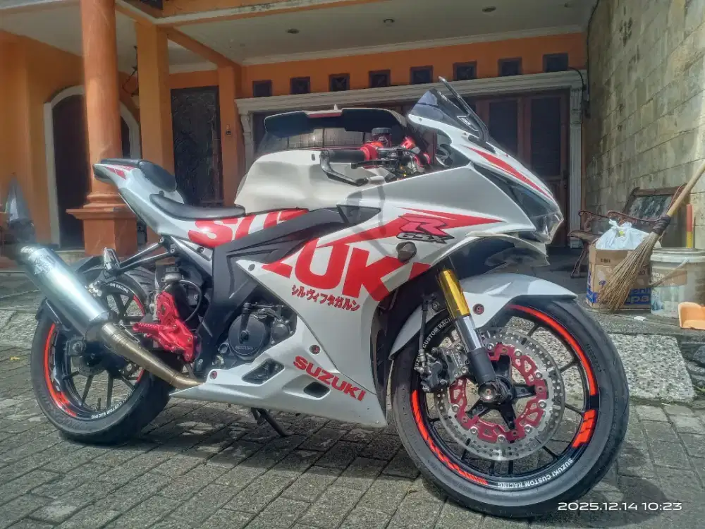 suzuki Gsx- R150