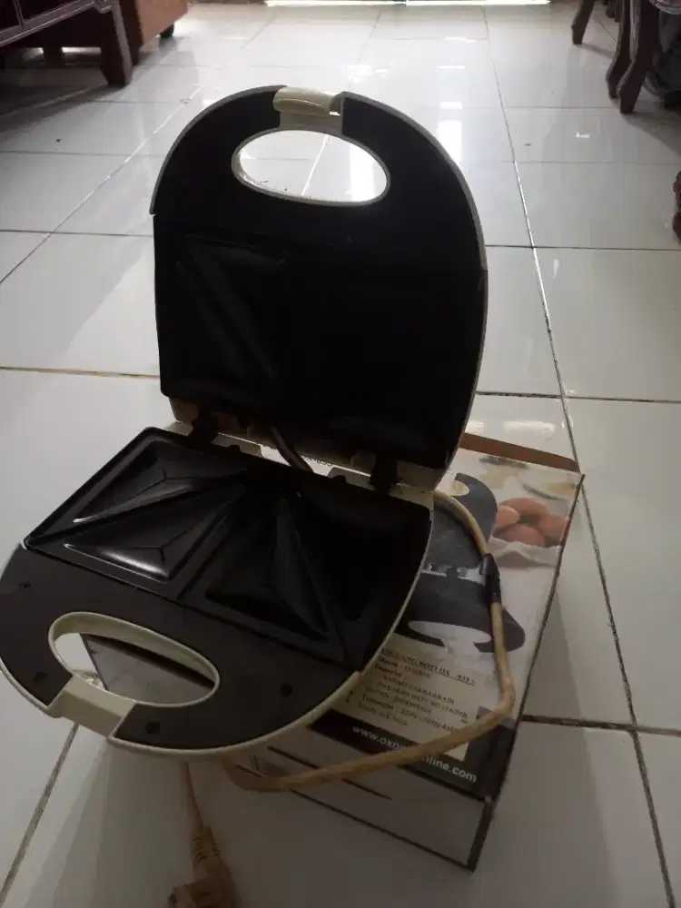 Pemanggang roti jepit Oxone sandwich