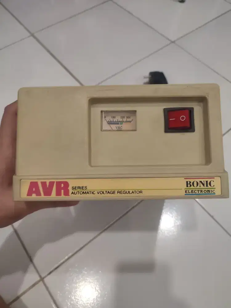 Stabilizer AVR 1000 VA