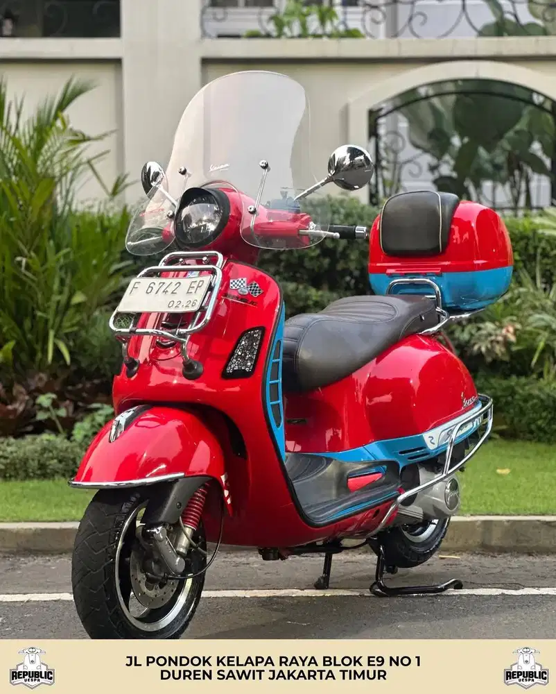 DIJUAL CEPAT VESPA GTS 150 3V MASTERPIECE EDITION TH 2016 MERAH