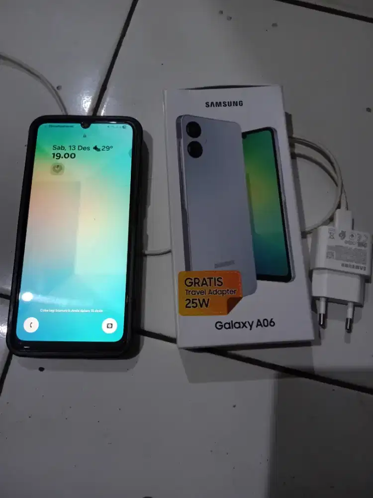 Jual hp samsung A06 ram 4 /64