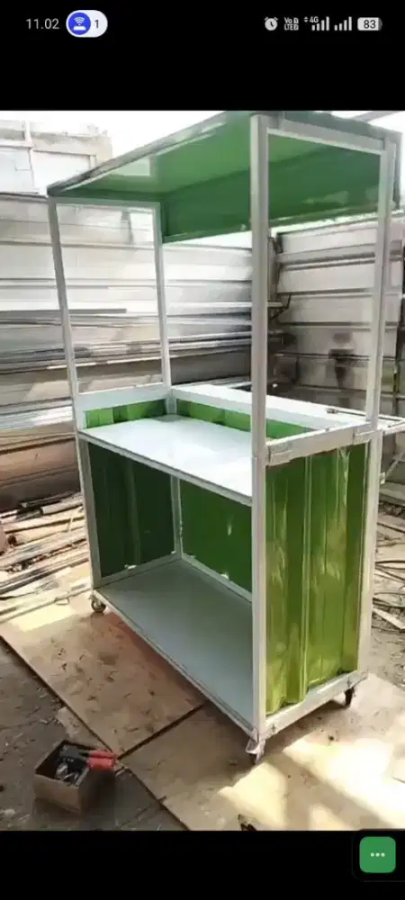 Jual booth semi container portable masih baru ikuran 120 x 120