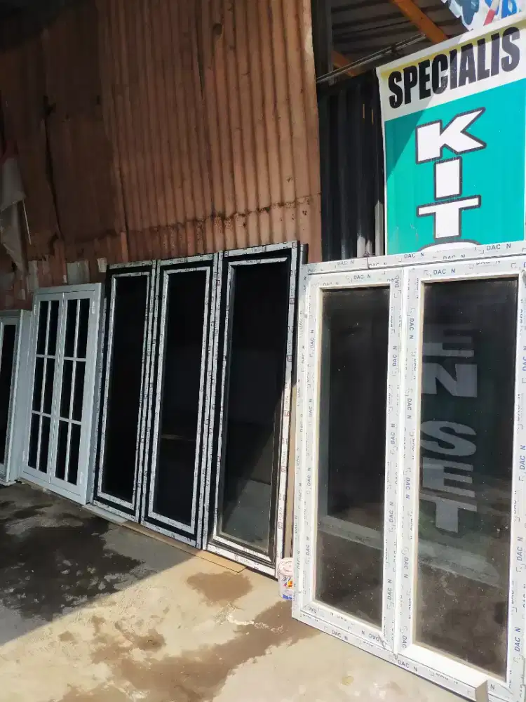 KUSEN, PINTU DAN JENDELA ALUMINIUM