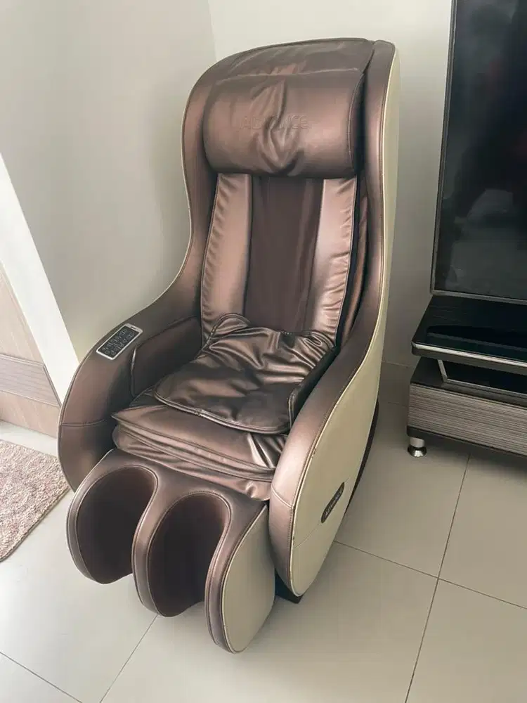 Sofa Kursi Pijat Advance Ichiro Young 2 Bekas Preloved