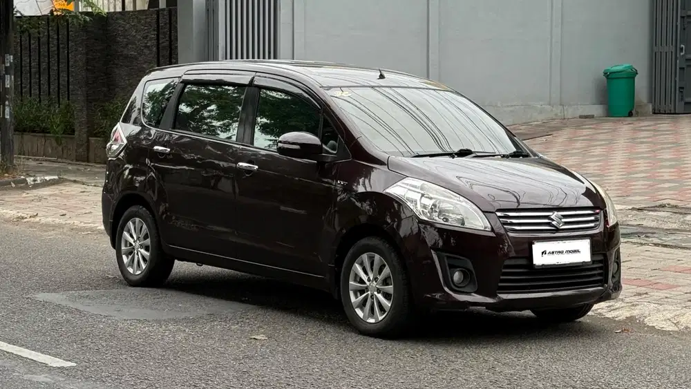 ERTIGA GX 2016 / 2015 Manual Bagus Murah Kredit Bekas Surabaya Lengkap
