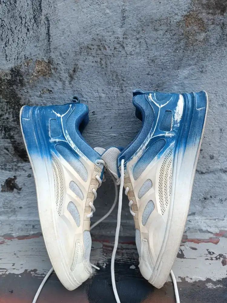 Sepatu Running Mewah