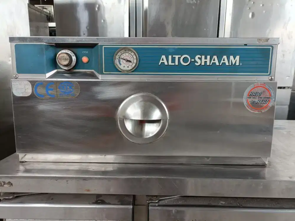 Laci pemanas portable 
Warmer 
Merk Alto Shaam

Harga 3.000.000