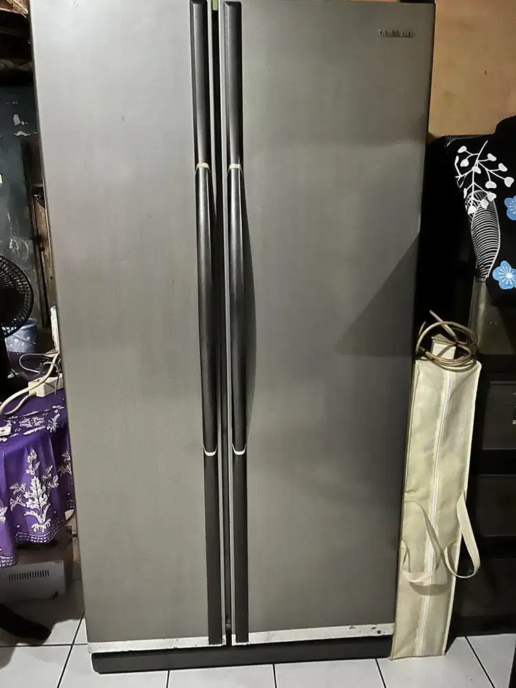 Preloved Kulkas Samsung