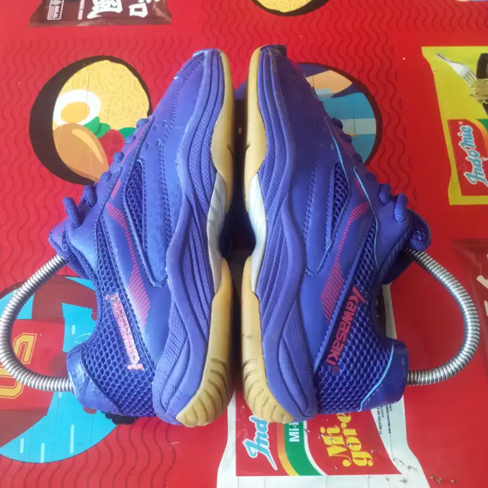 Sepatu Kawasaki Badminton